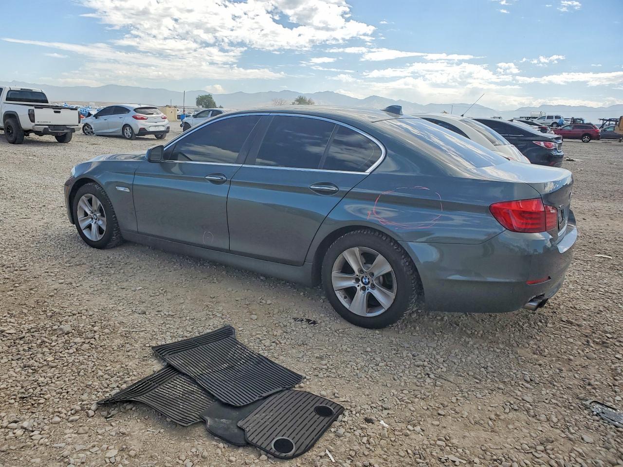 2013 BMW 528 Xi - zdjęcie 2