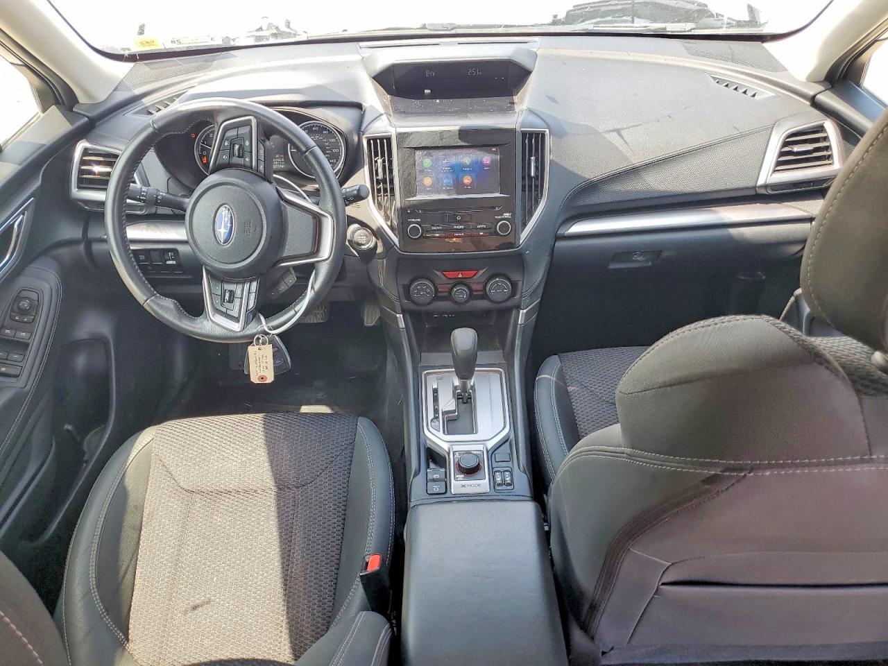 2021 Subaru Forester Premium - zdjęcie 8