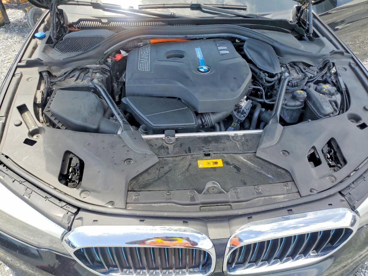 2018 BMW 530E - zdjęcie 11