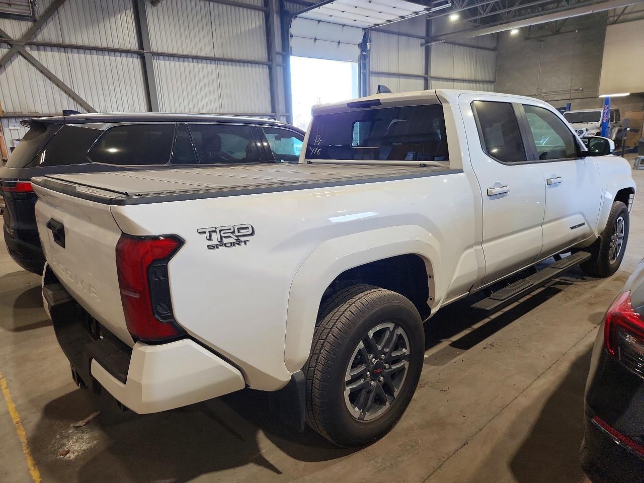 2024 Toyota Tacoma Sr5 - zdjęcie 3