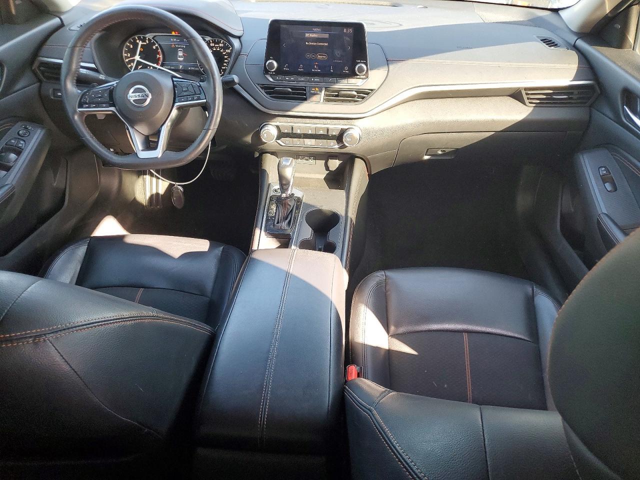 2019 Nissan Altima Sr - zdjęcie 8