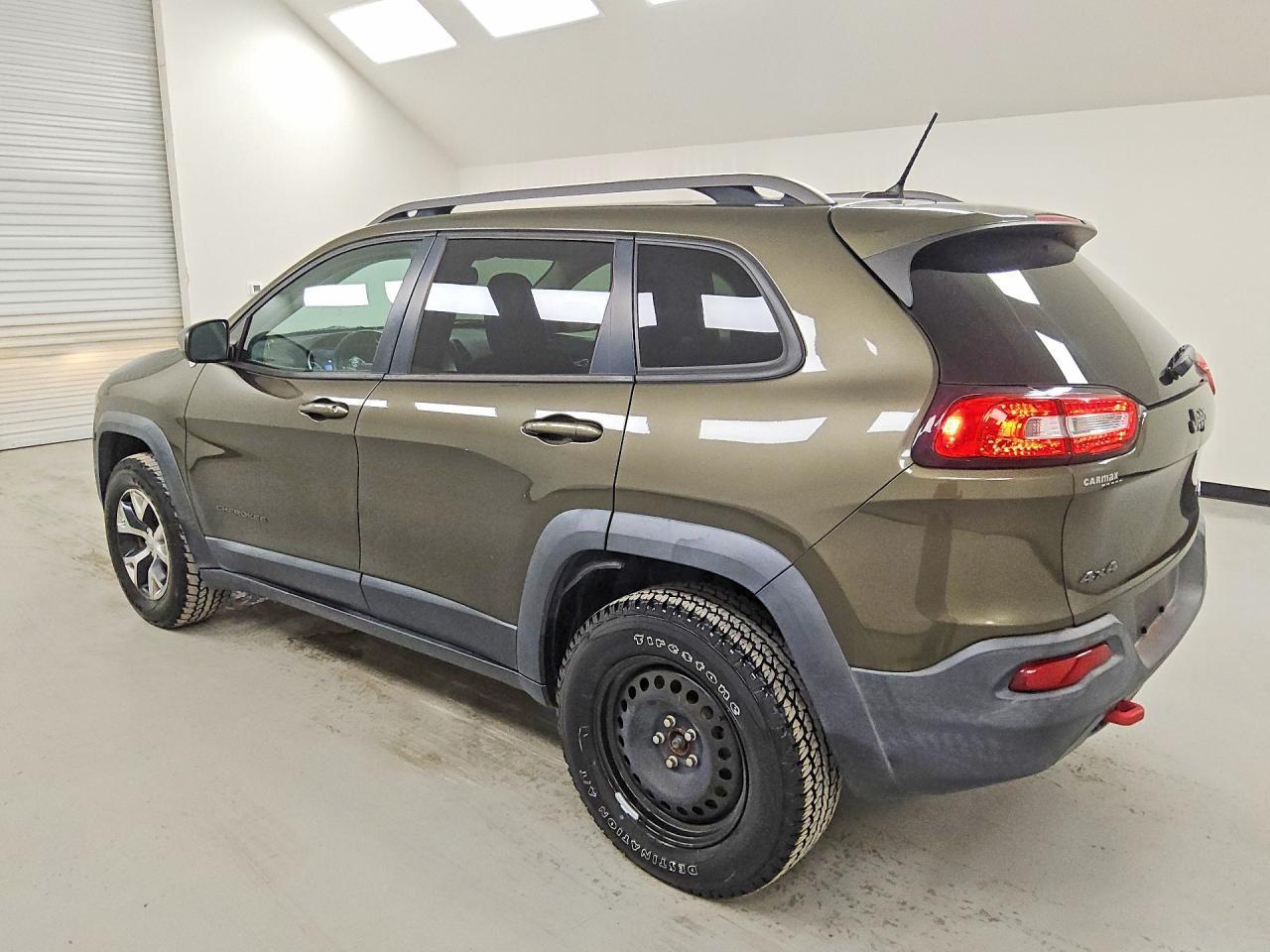 2014 Jeep Cherokee Trailhawk - zdjęcie 2