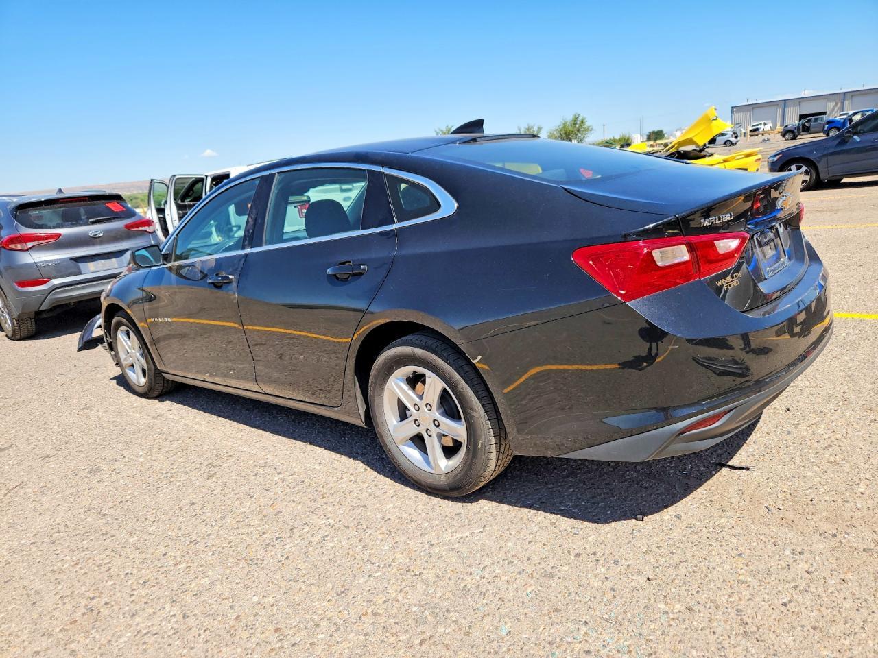 2023 Chevrolet Malibu Lt - zdjęcie 2