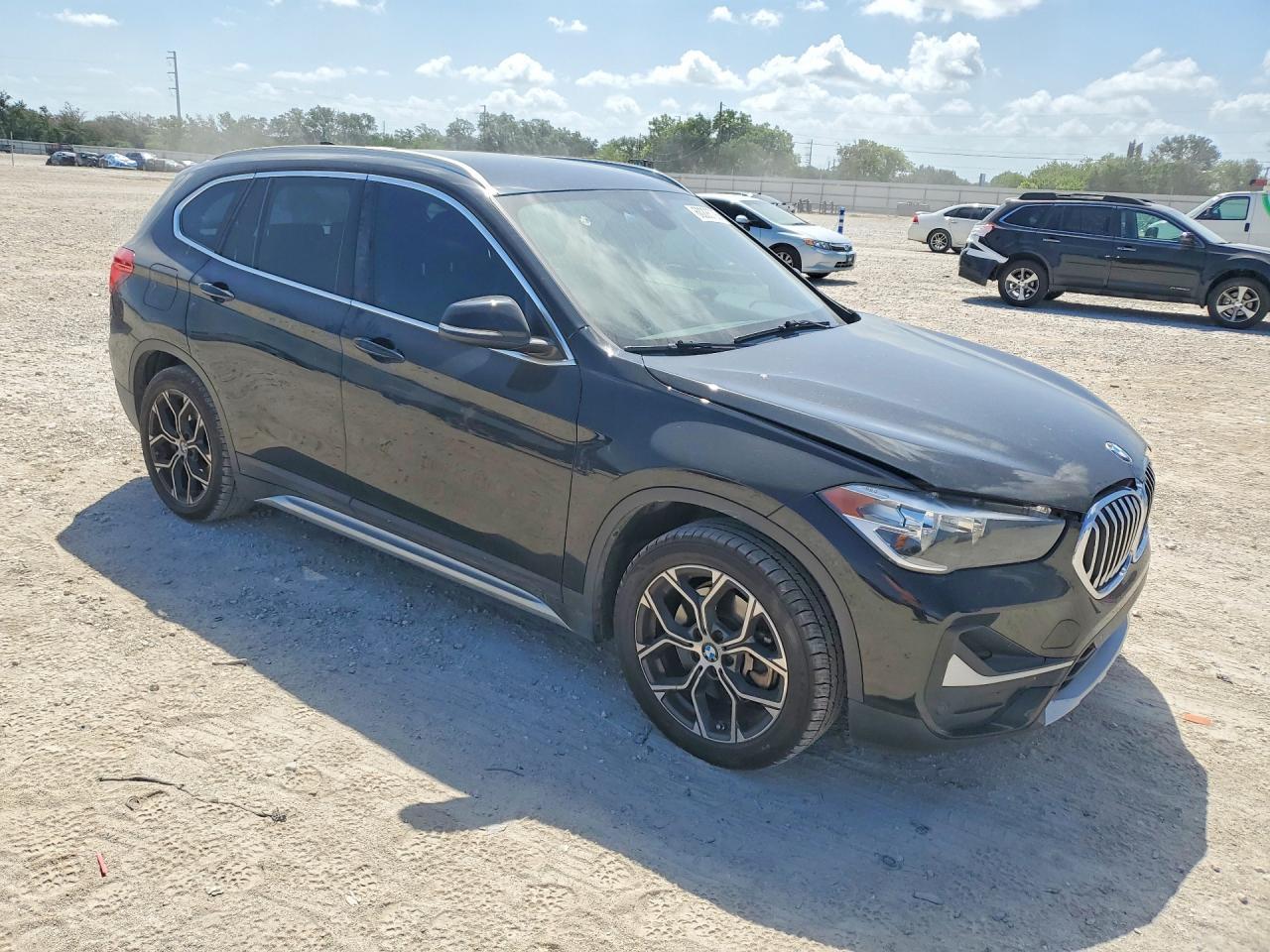 2020 BMW X1 Sdrive28I - zdjęcie 4