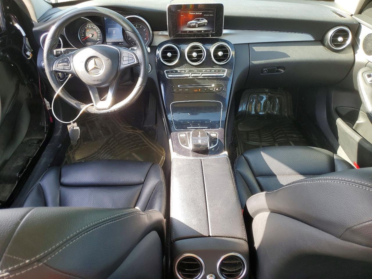 2016 Mercedes-Benz C 300 - zdjęcie 8