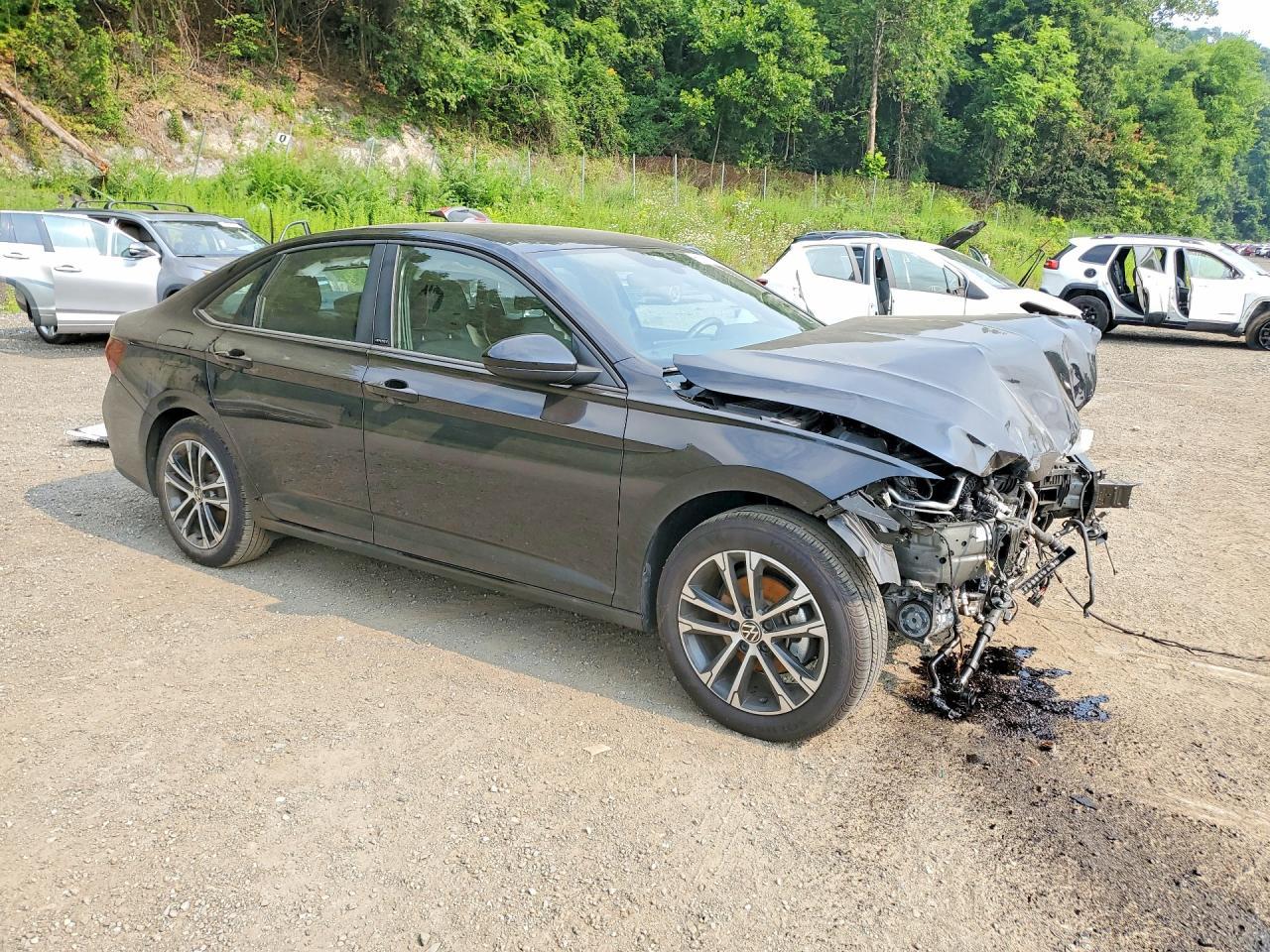 2025 Volkswagen Jetta Sport - zdjęcie 4