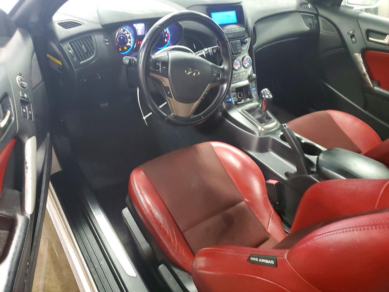 2013 Hyundai Genesis Coupe 3.8 R-Spec - zdjęcie 8