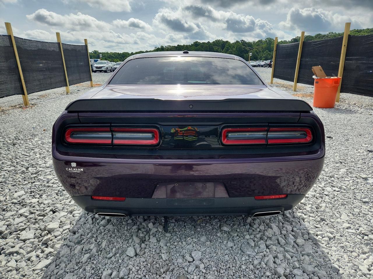 2022 Dodge Challenger Sxt - zdjęcie 6