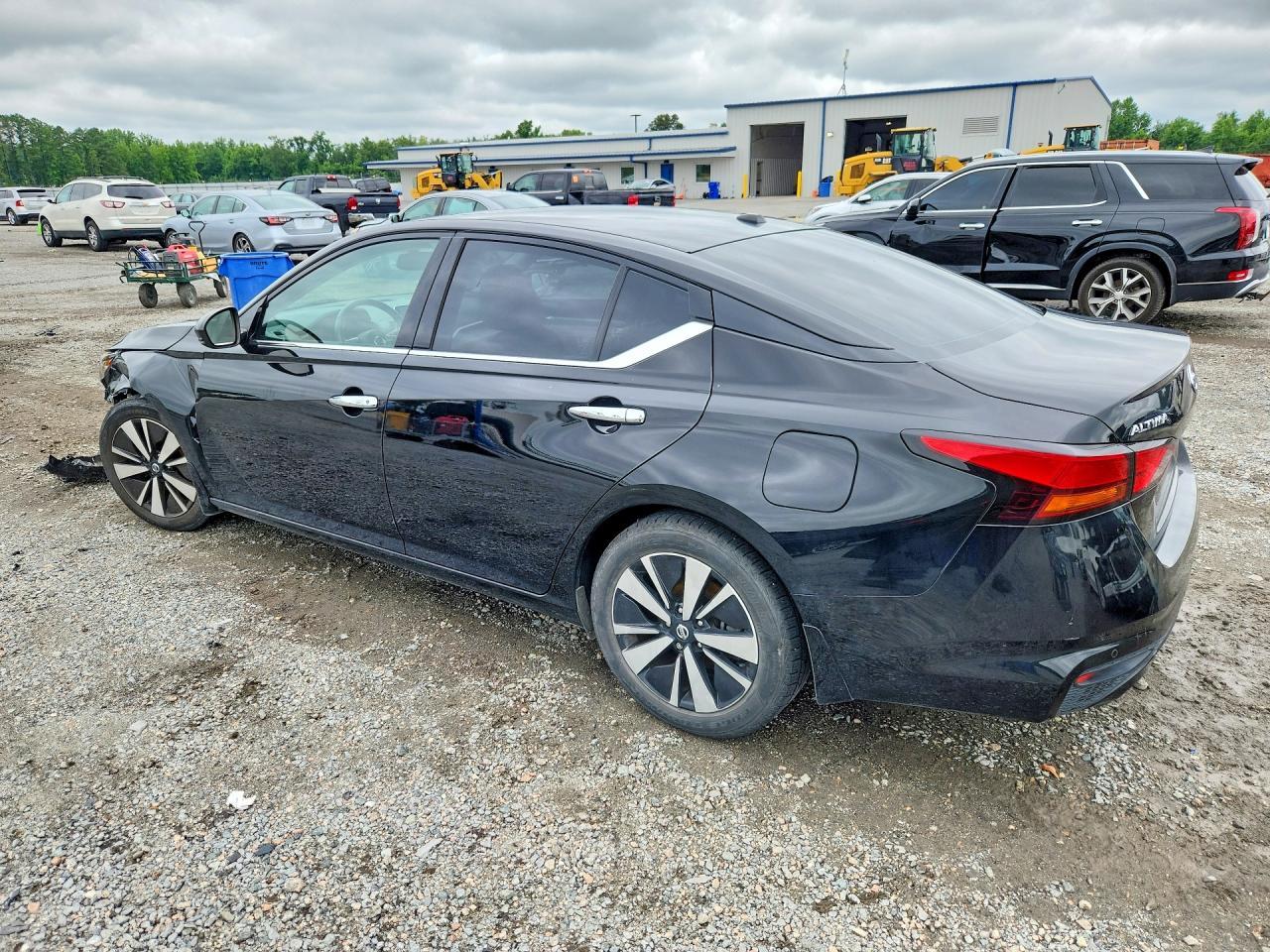 2019 Nissan Altima Sv - zdjęcie 2