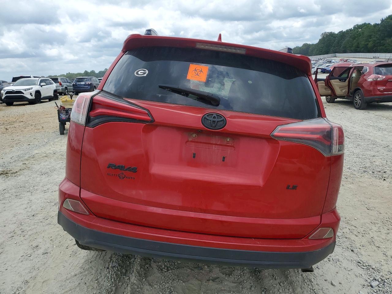 2017 Toyota Rav4 Le - zdjęcie 6