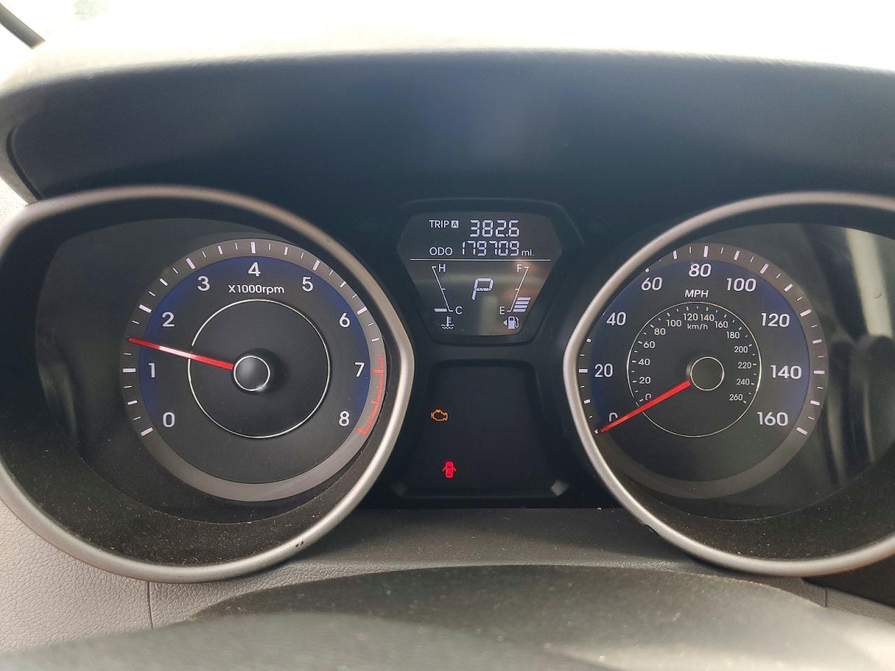 2013 Hyundai Elantra Gls - zdjęcie 9