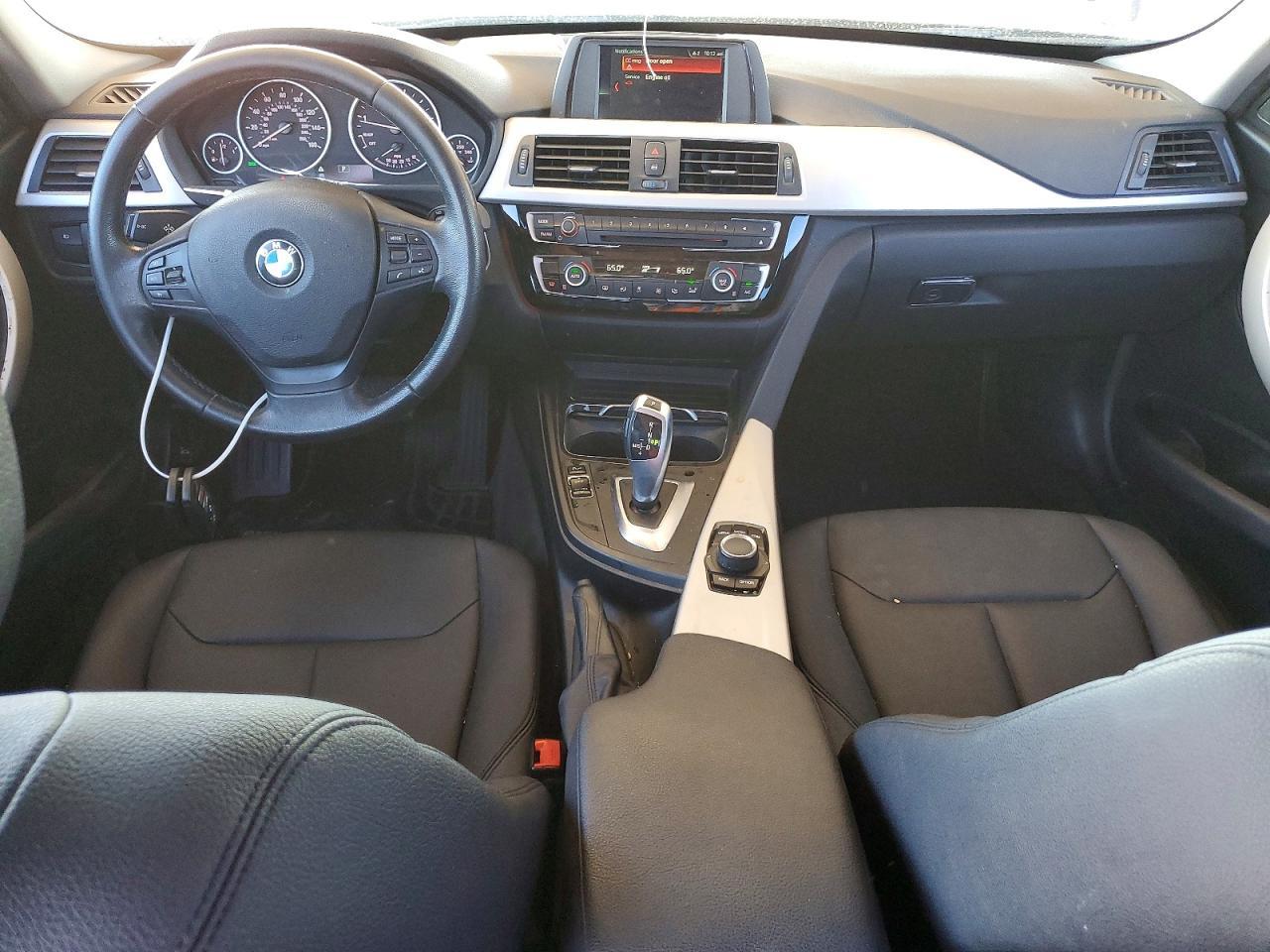 2018 BMW 320 I - zdjęcie 8