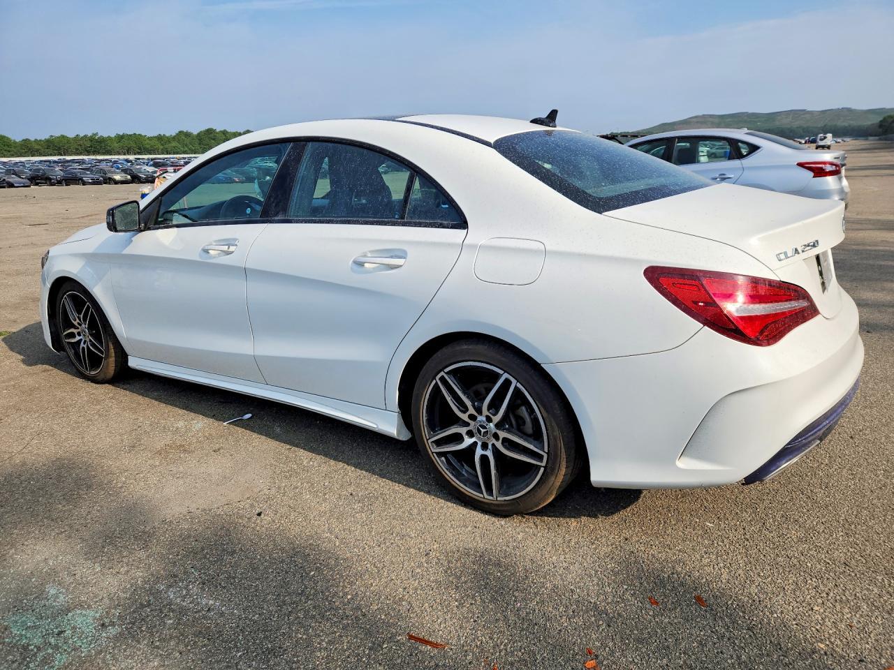 2018 Mercedes-Benz Cla 250 4Matic - zdjęcie 2