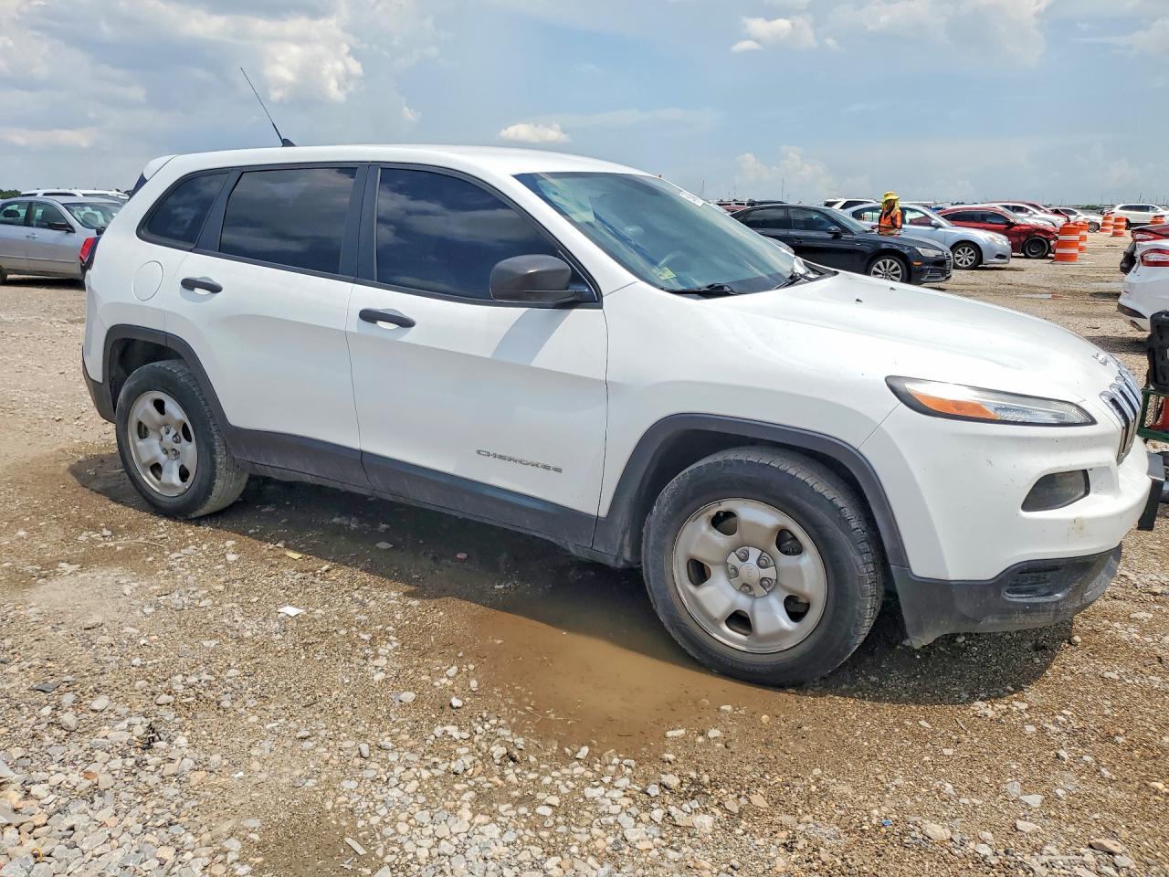 2016 Jeep Cherokee Sport - zdjęcie 4
