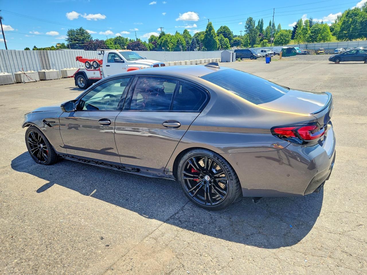 2022 BMW M5 - zdjęcie 2