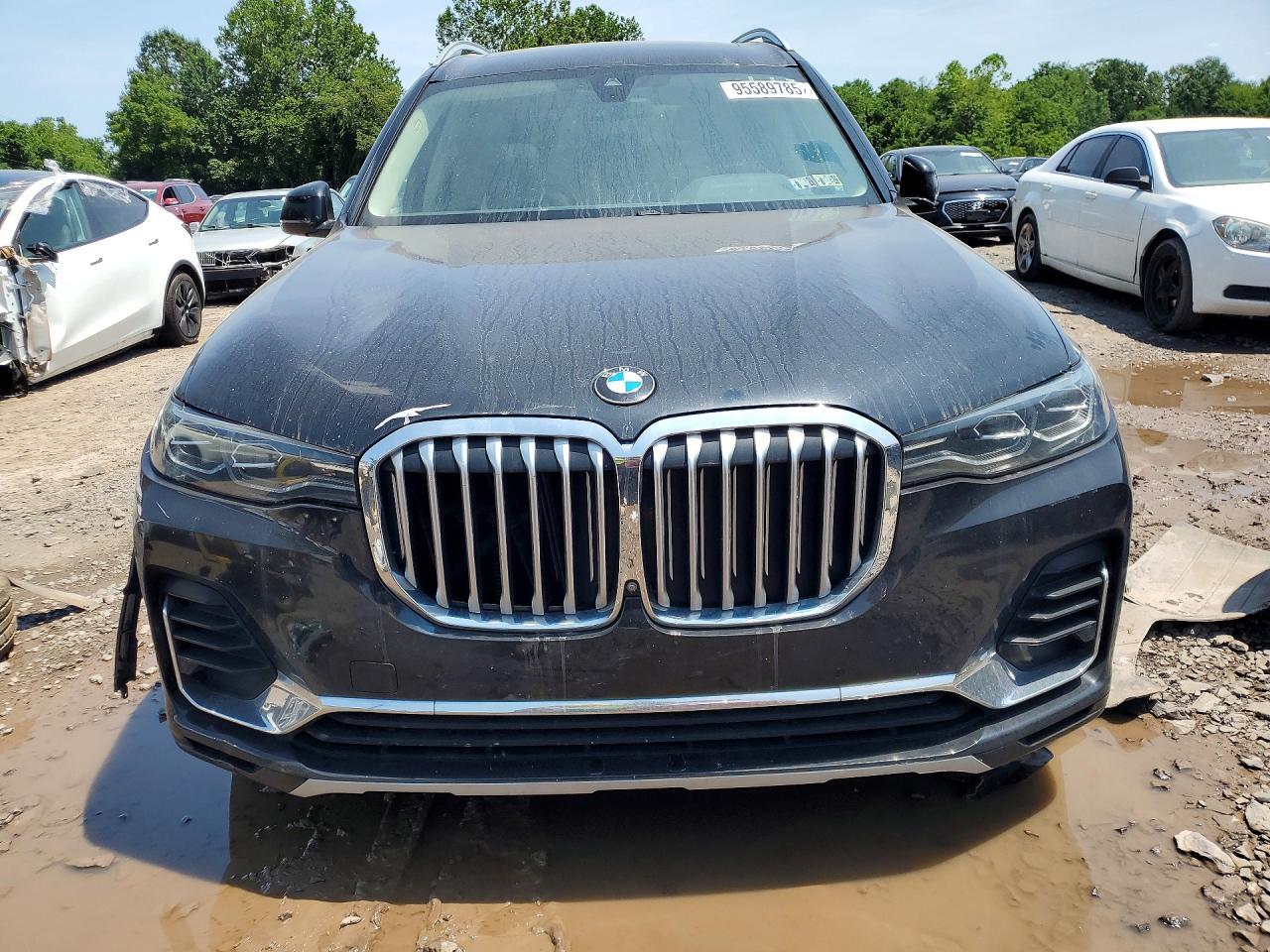 2021 BMW X7 xDrive40I - zdjęcie 5