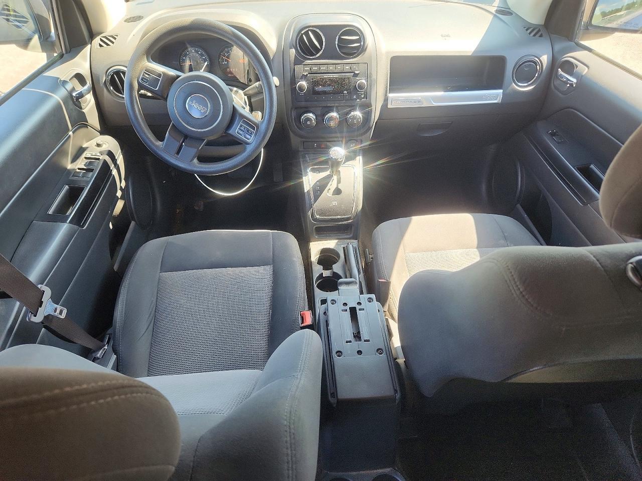 2015 Jeep Compass Sport - zdjęcie 8