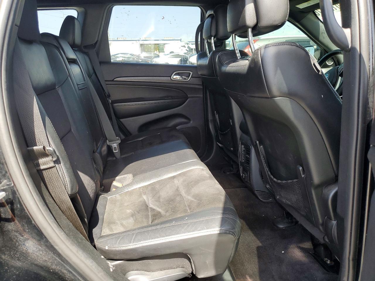 2018 Jeep Grand Cherokee Laredo - zdjęcie 11