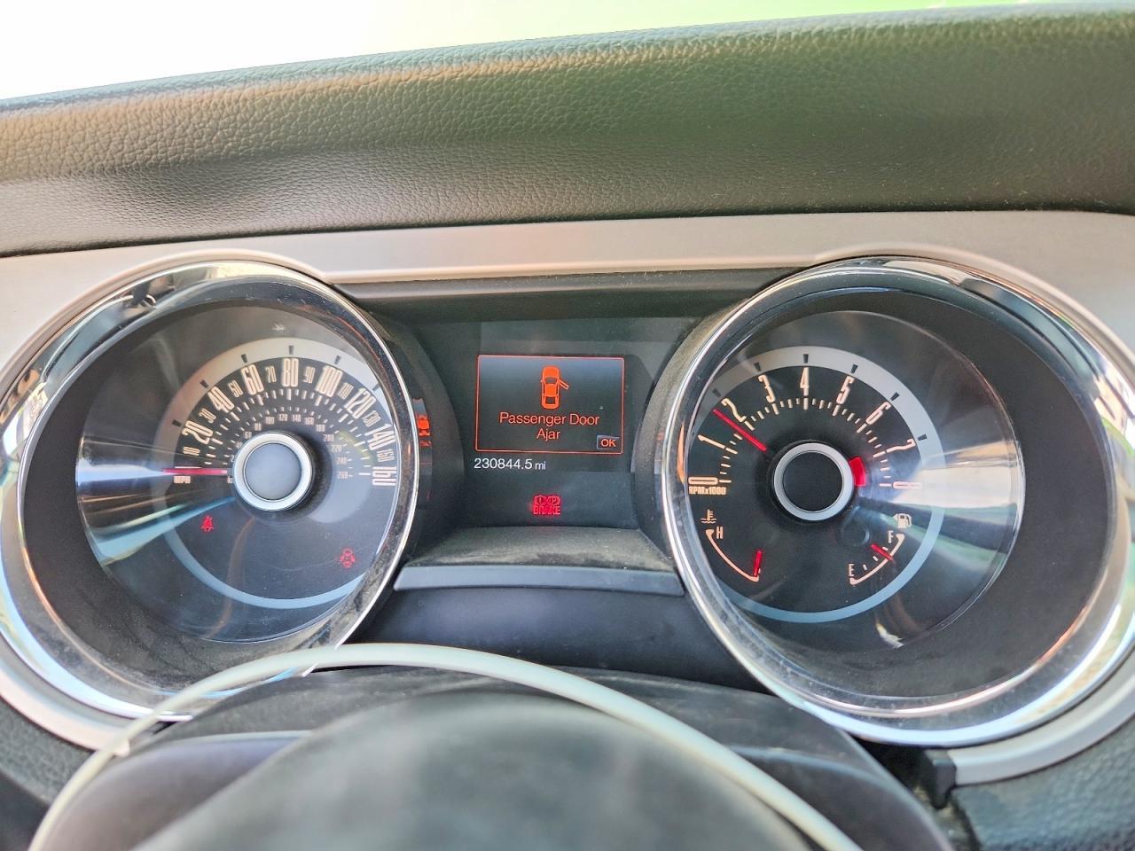 2013 Ford Mustang - zdjęcie 9