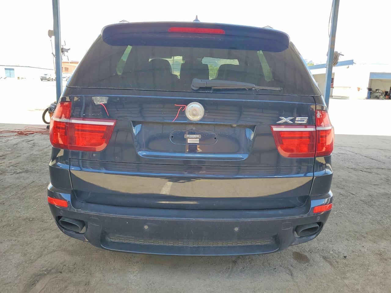 2013 BMW X5 xDrive50I - zdjęcie 6
