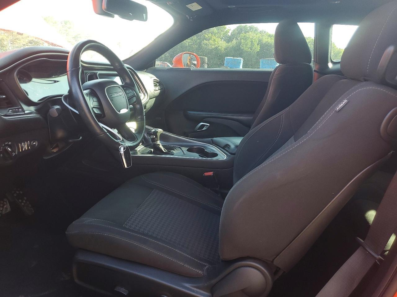 2018 Dodge Challenger Sxt - zdjęcie 7