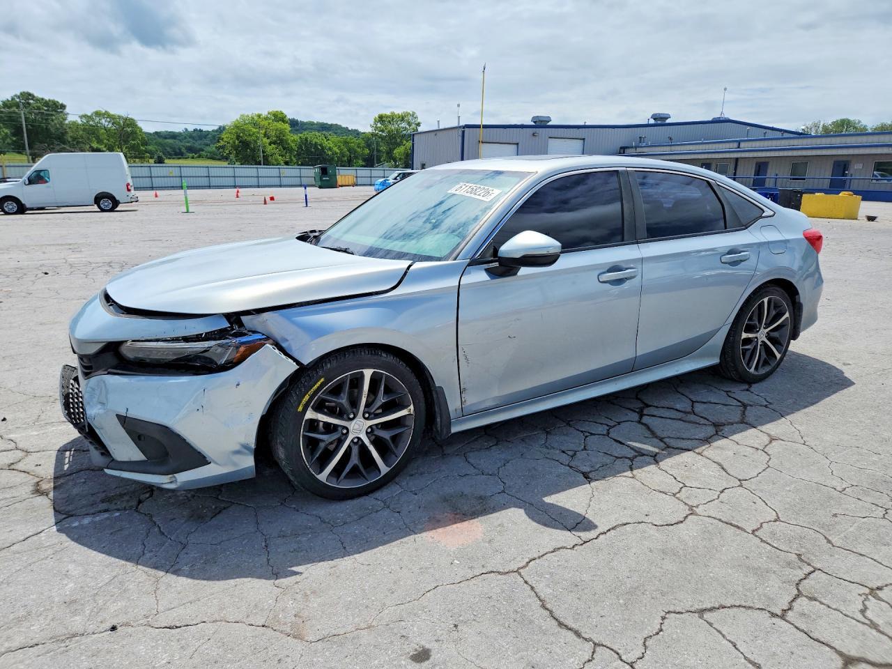 2022 Honda Civic Touring - zdjęcie główne