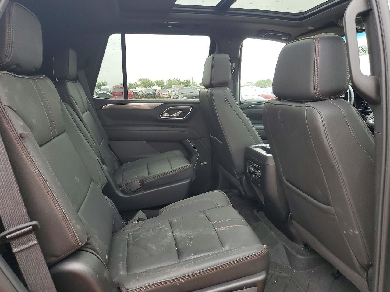 2024 Chevrolet Tahoe C1500 Rst - zdjęcie 11
