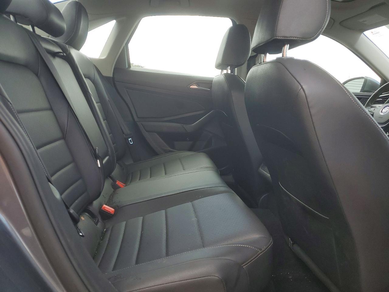 2021 Volkswagen Jetta S - zdjęcie 10