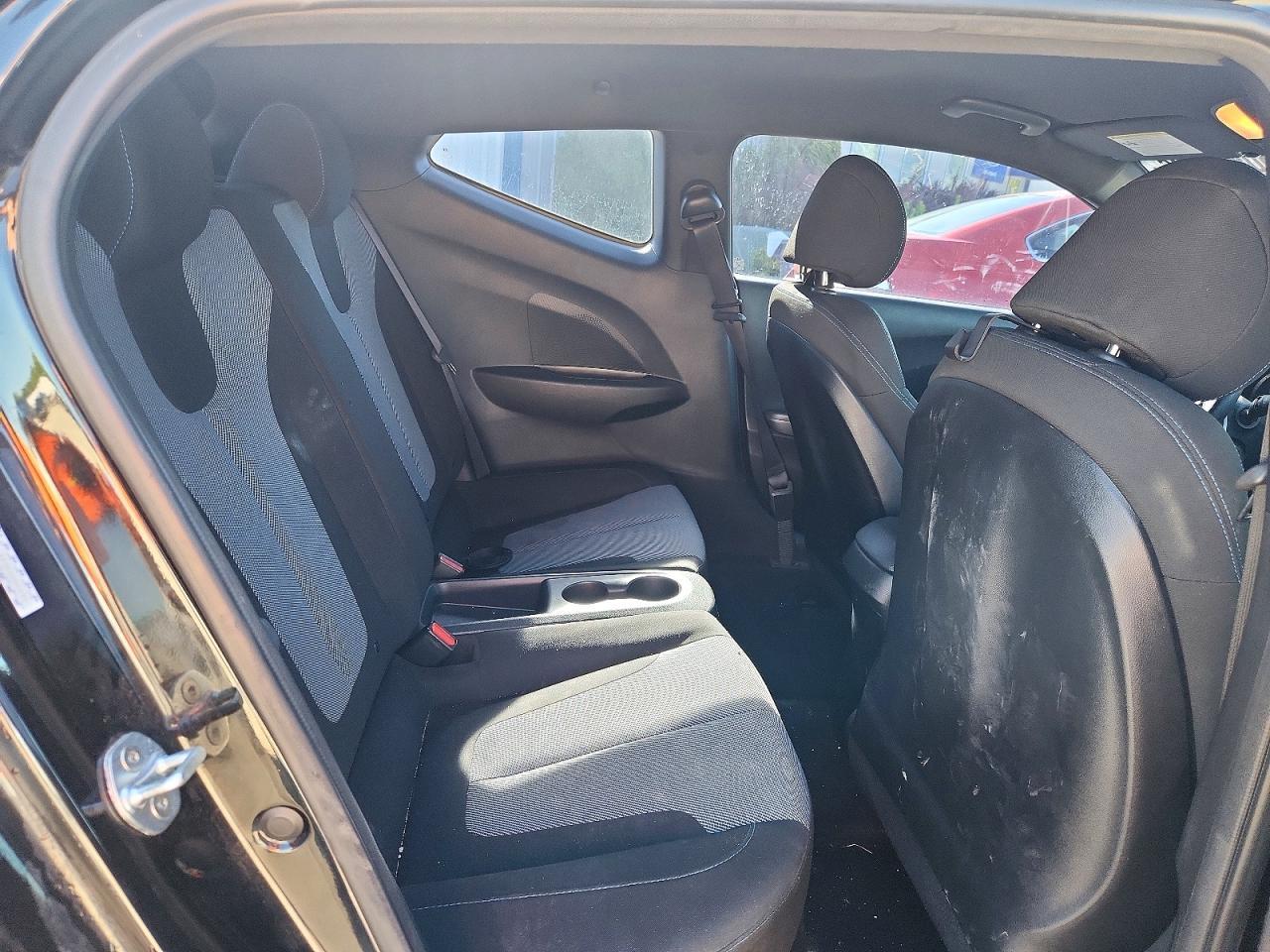 2019 Hyundai Veloster 2.0L - zdjęcie 11
