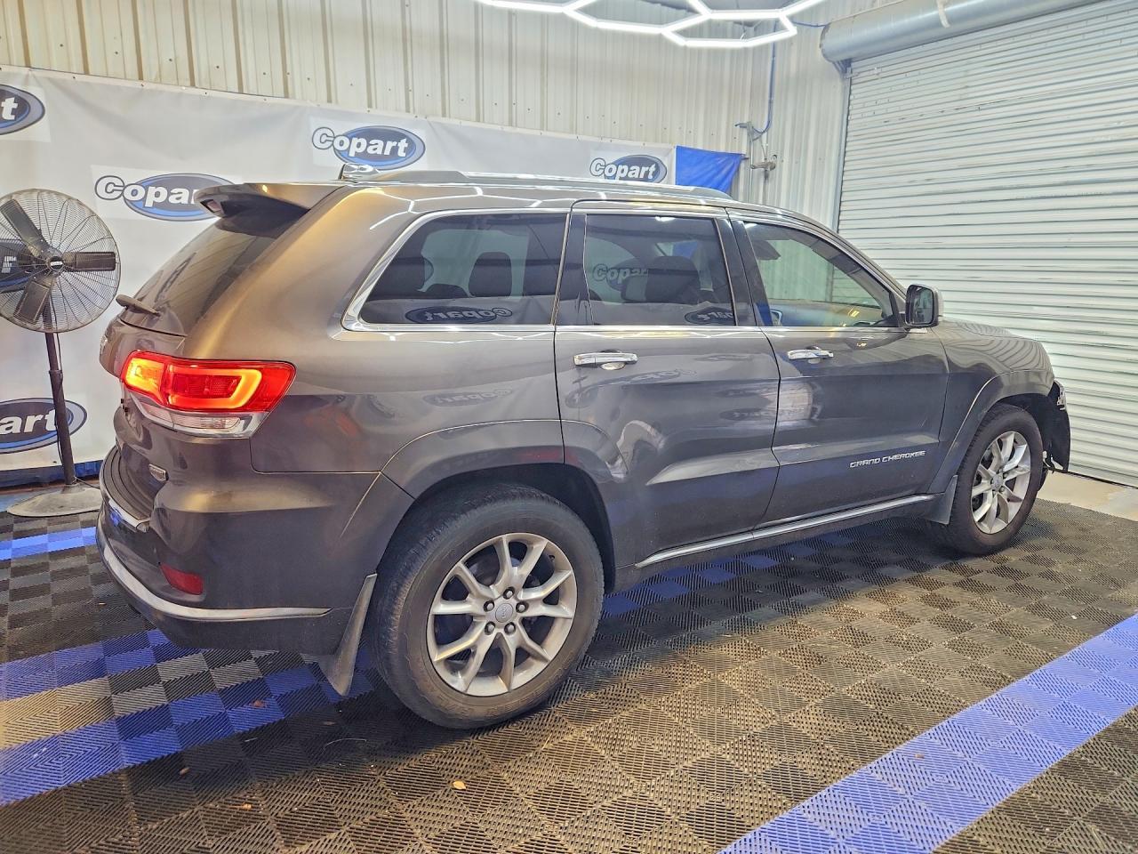 2015 Jeep Grand Cherokee Summit - zdjęcie 3