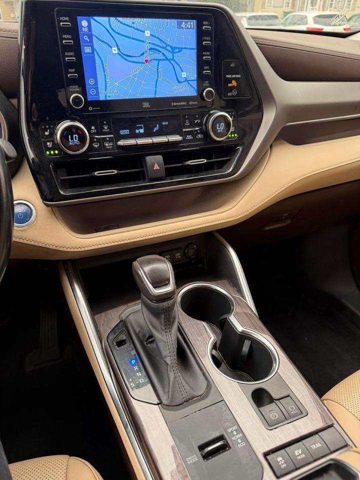 2020 Toyota Highlander Hybrid Limited - zdjęcie 5