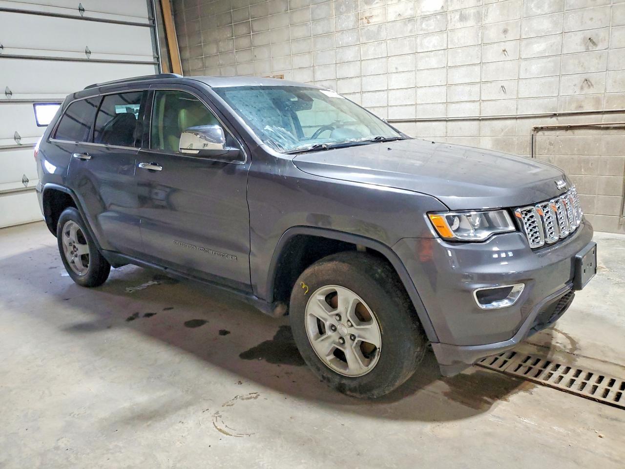 2017 Jeep Grand Cherokee Limited - zdjęcie 4