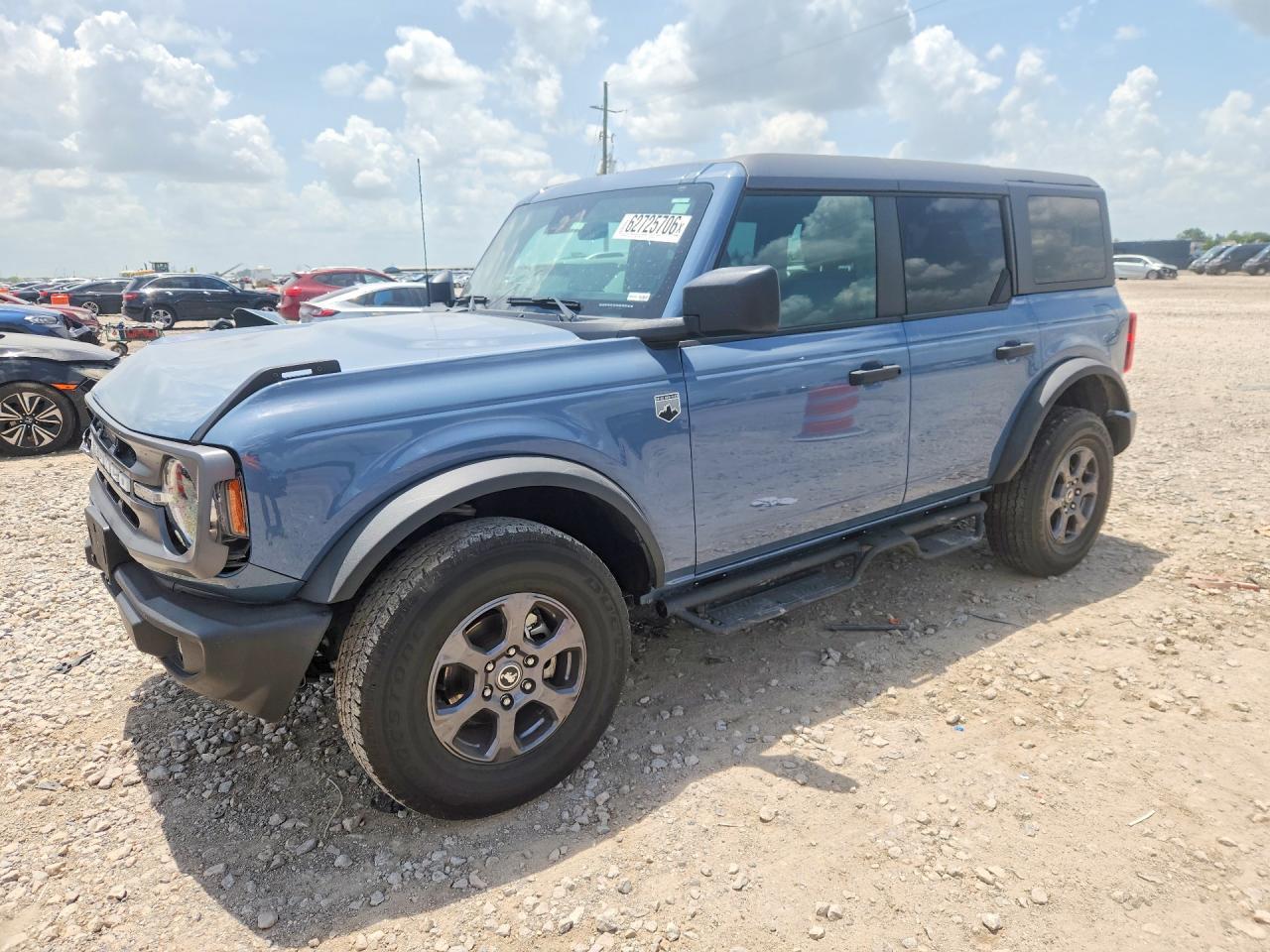 2024 Ford Bronco Big Bend - zdjęcie główne