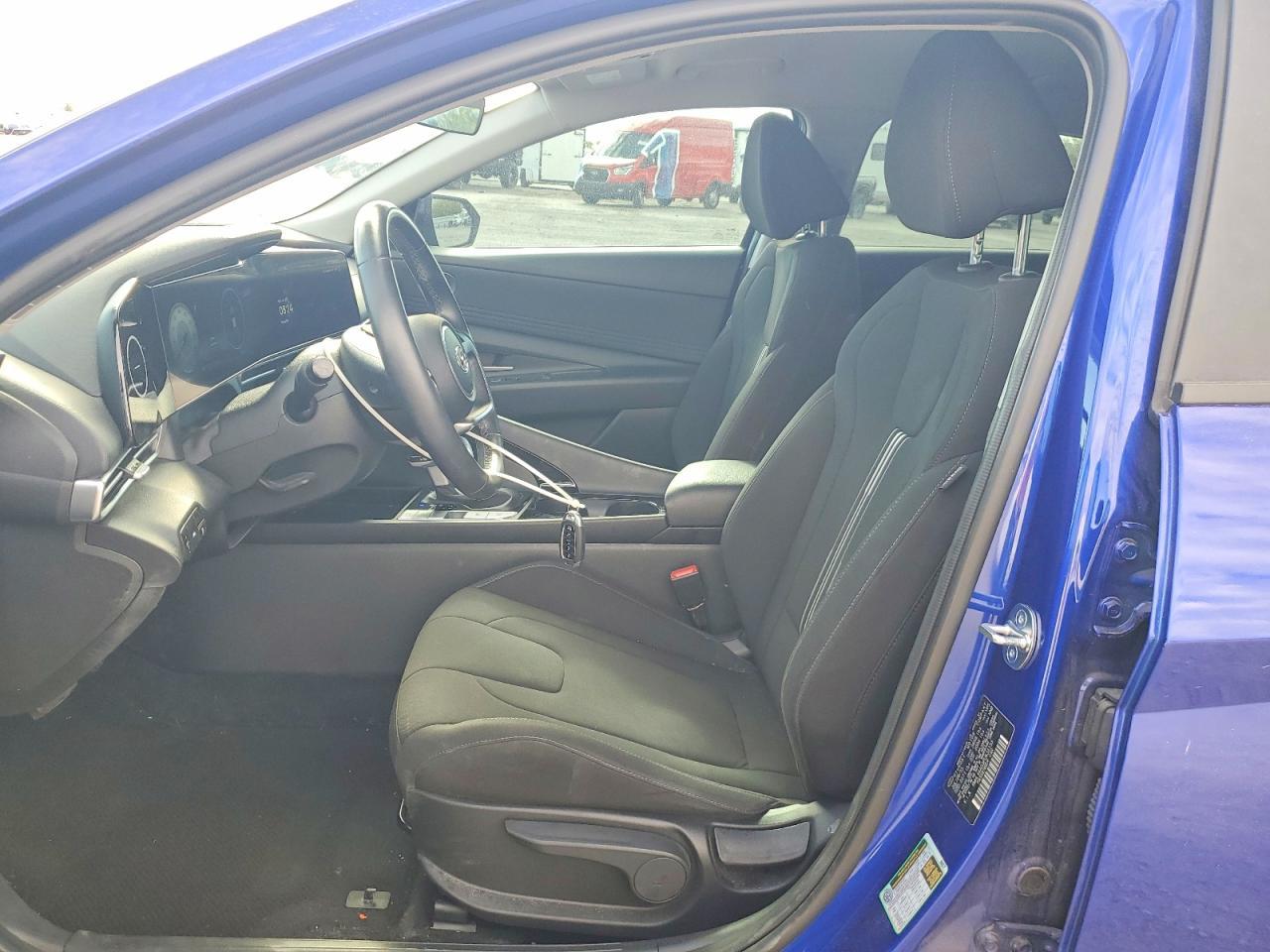 2023 Hyundai Elantra Sel - zdjęcie 7
