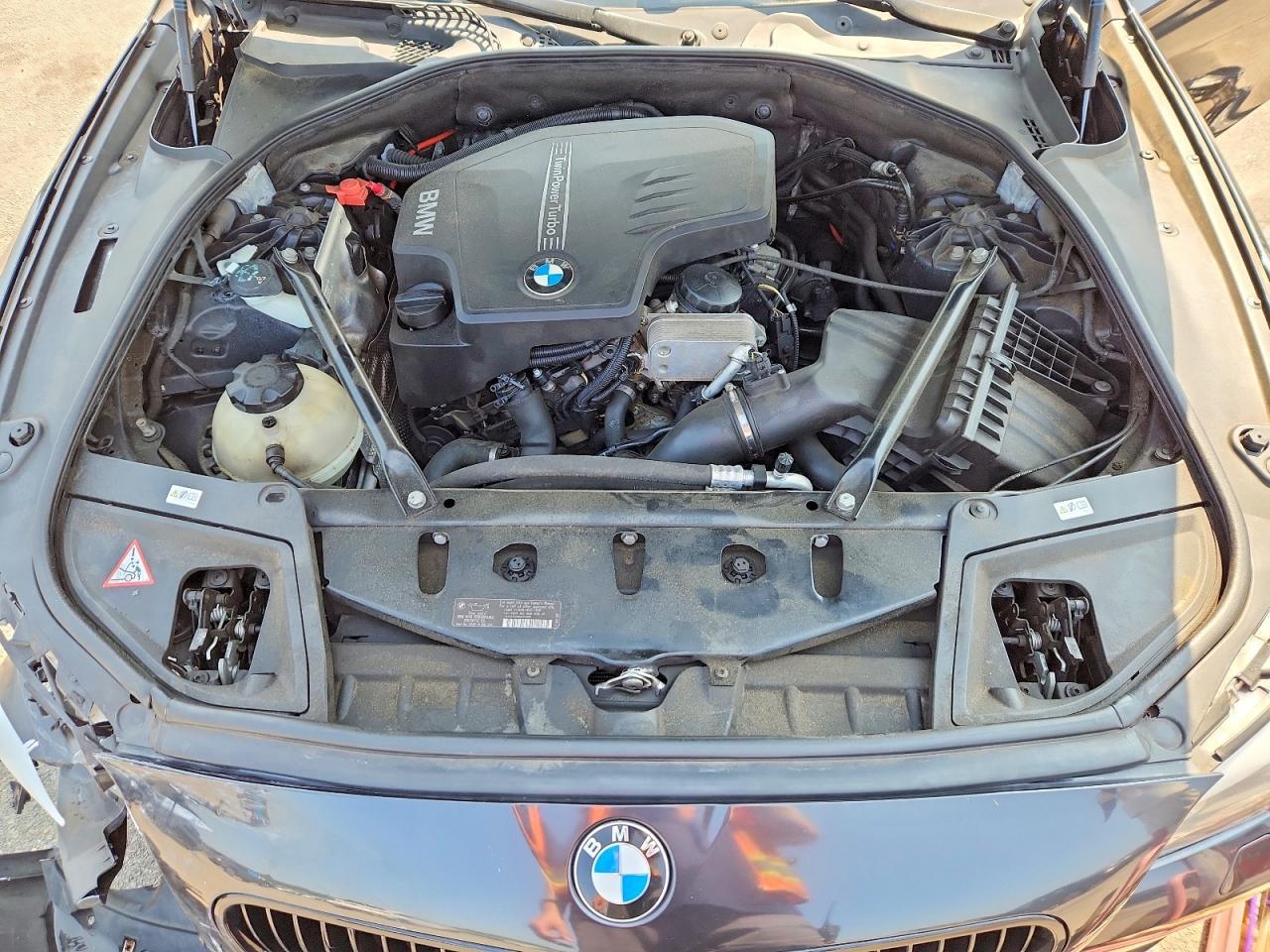 2013 BMW 528 I - zdjęcie 11