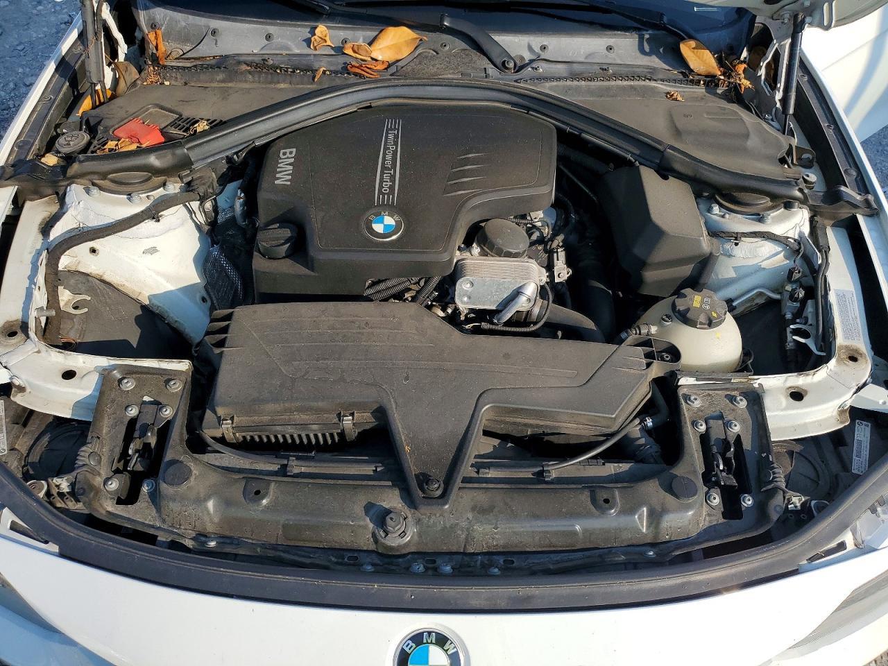2015 BMW 320 I xDrive - zdjęcie 11
