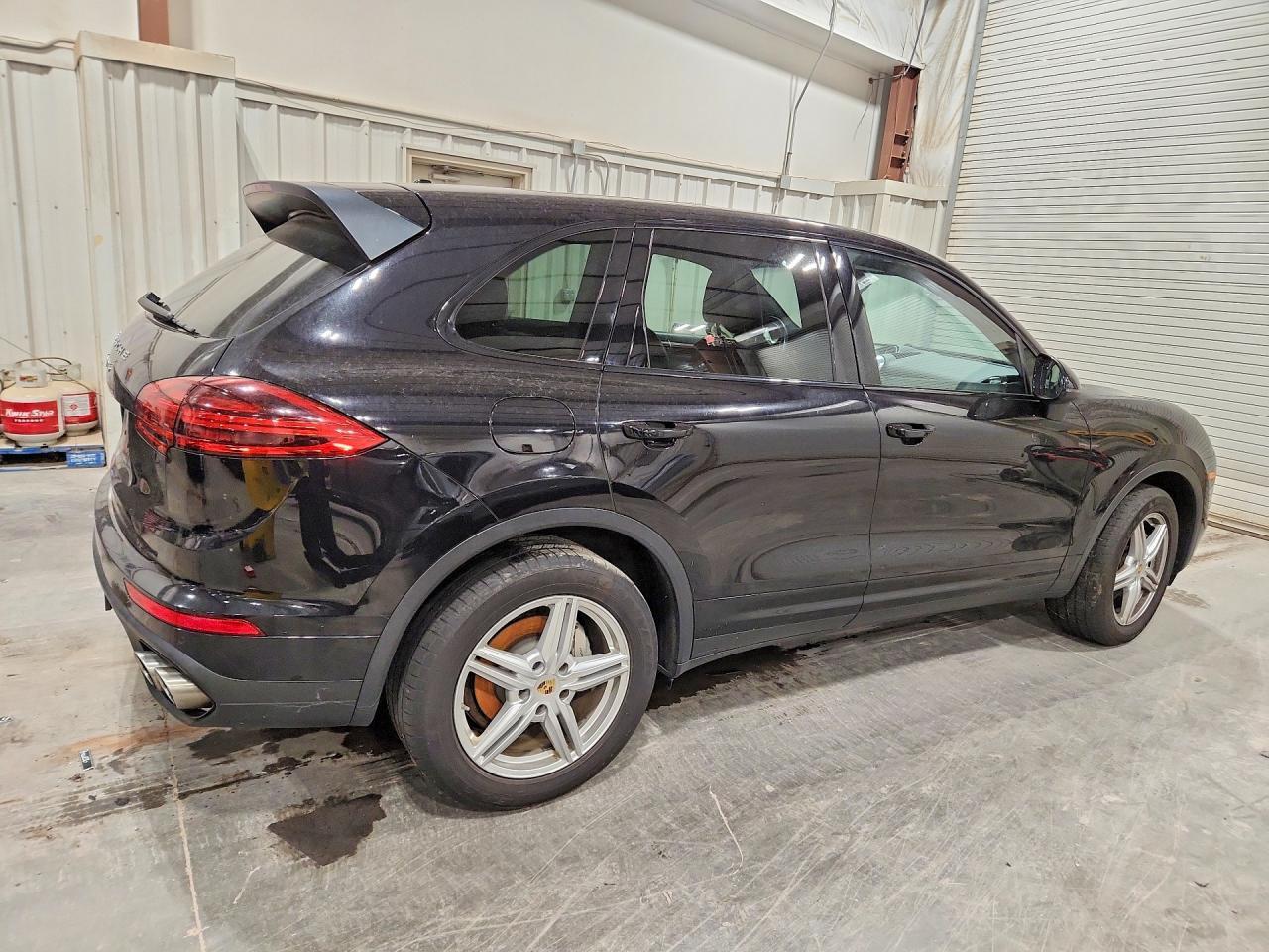 2015 Porsche Cayenne S - zdjęcie 3