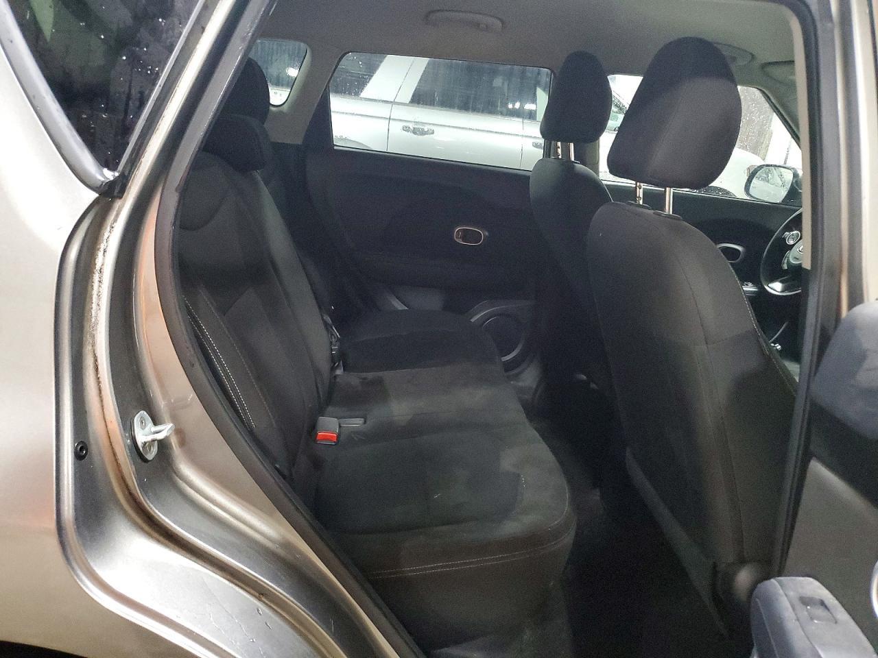 2016 Kia Soul Base - zdjęcie 10