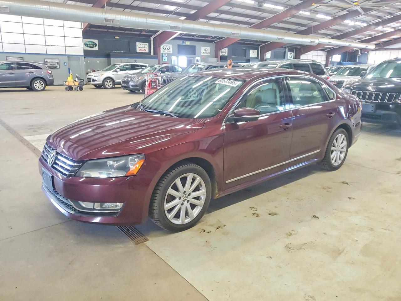 2013 Volkswagen Passat Sel - zdjęcie główne