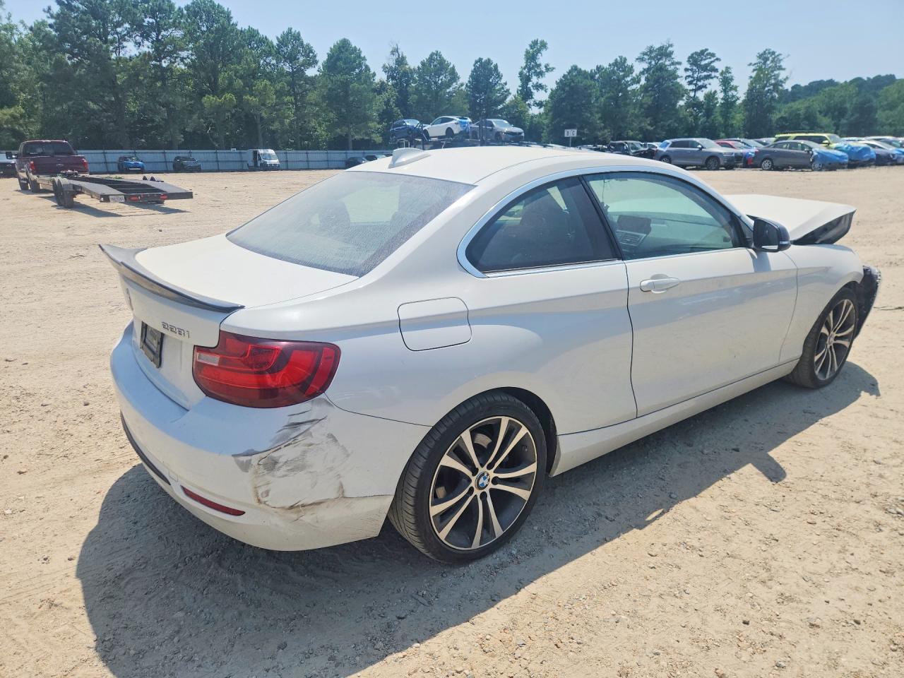 2015 BMW Seria 2 Coupe 228i - zdjęcie 3