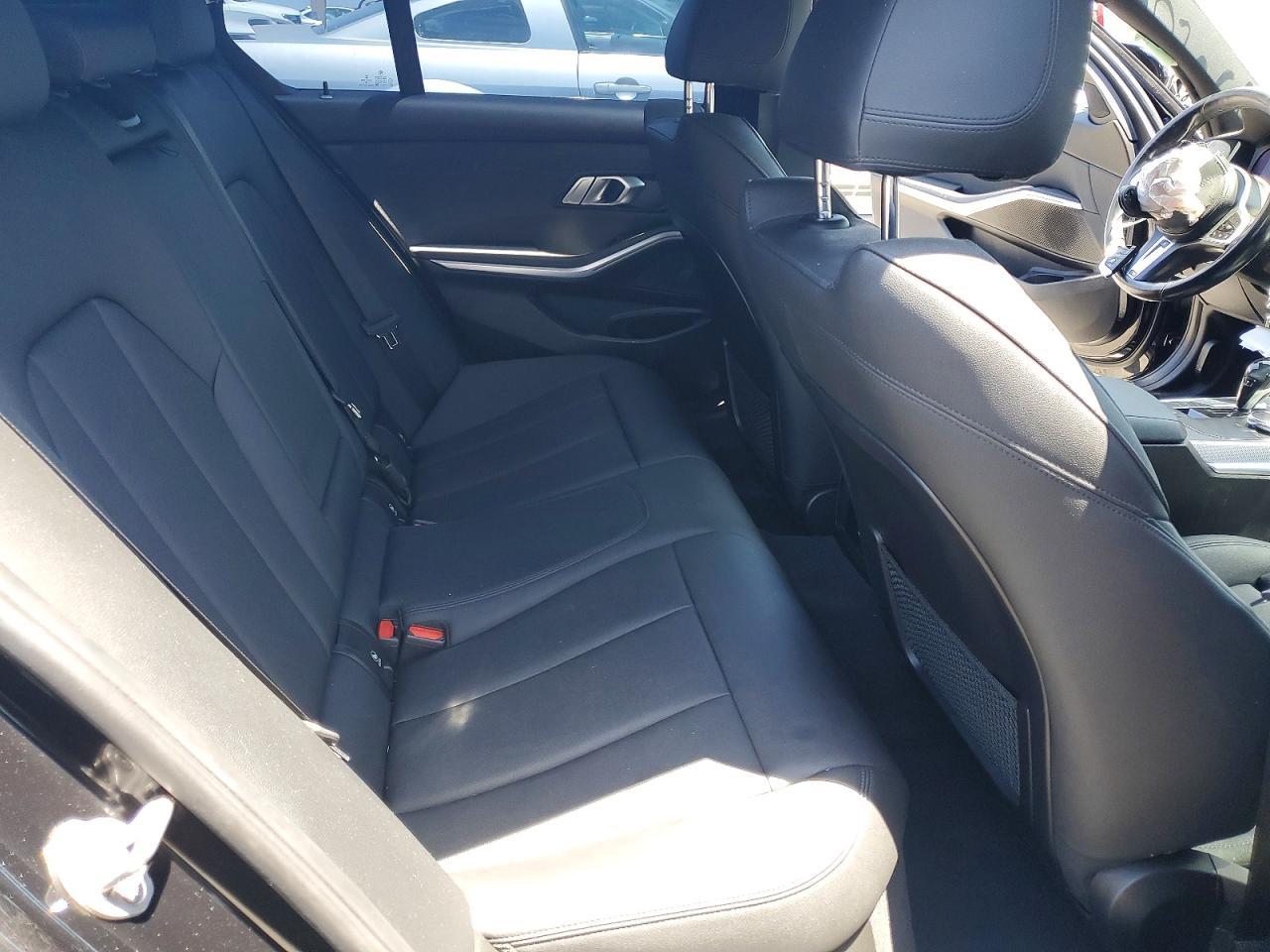 2021 BMW Seria 3 M340i - zdjęcie 10