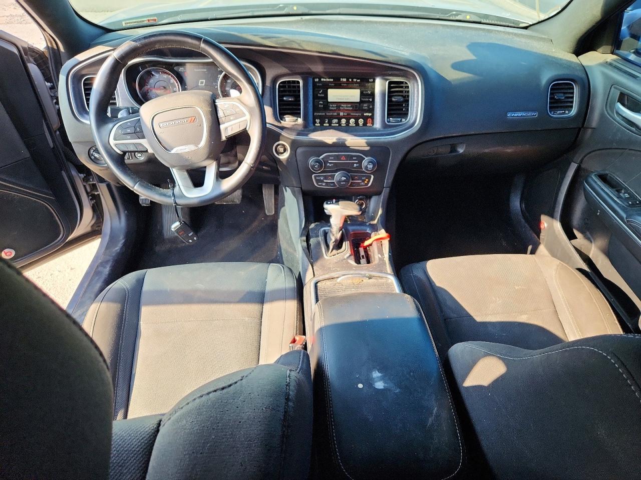 2016 Dodge Charger Sxt - zdjęcie 8