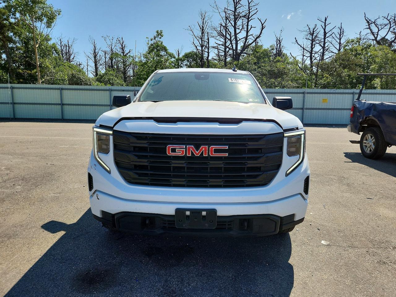 2025 GMC Sierra K1500 - zdjęcie 5
