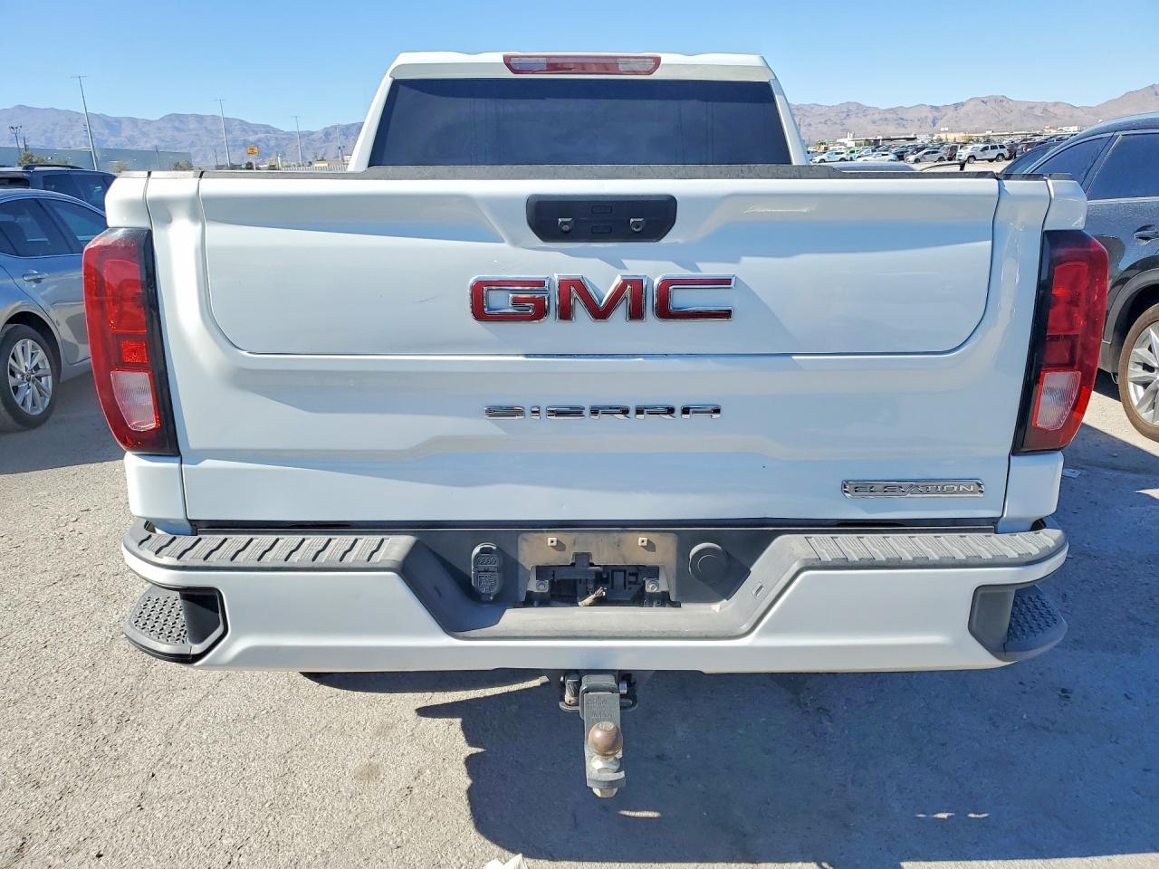 2021 GMC Sierra K1500 Elevation - zdjęcie 6