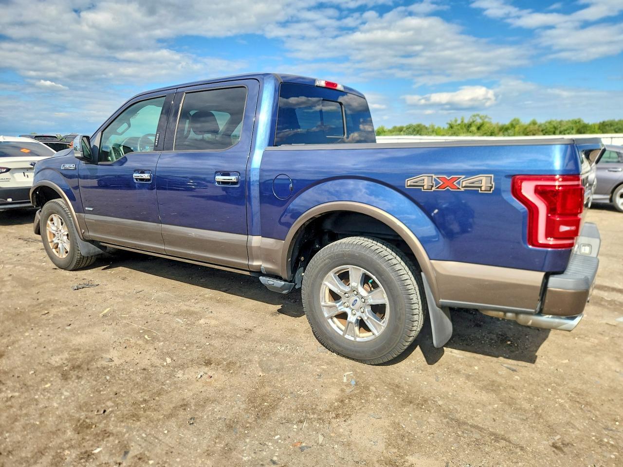2015 Ford F150 Supercrew - zdjęcie 2