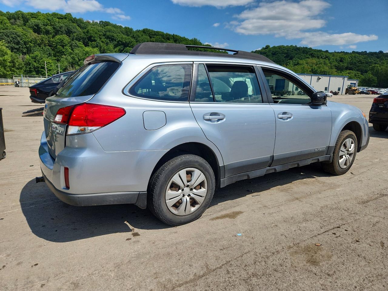 2013 Subaru Outback 2.5I - zdjęcie 3