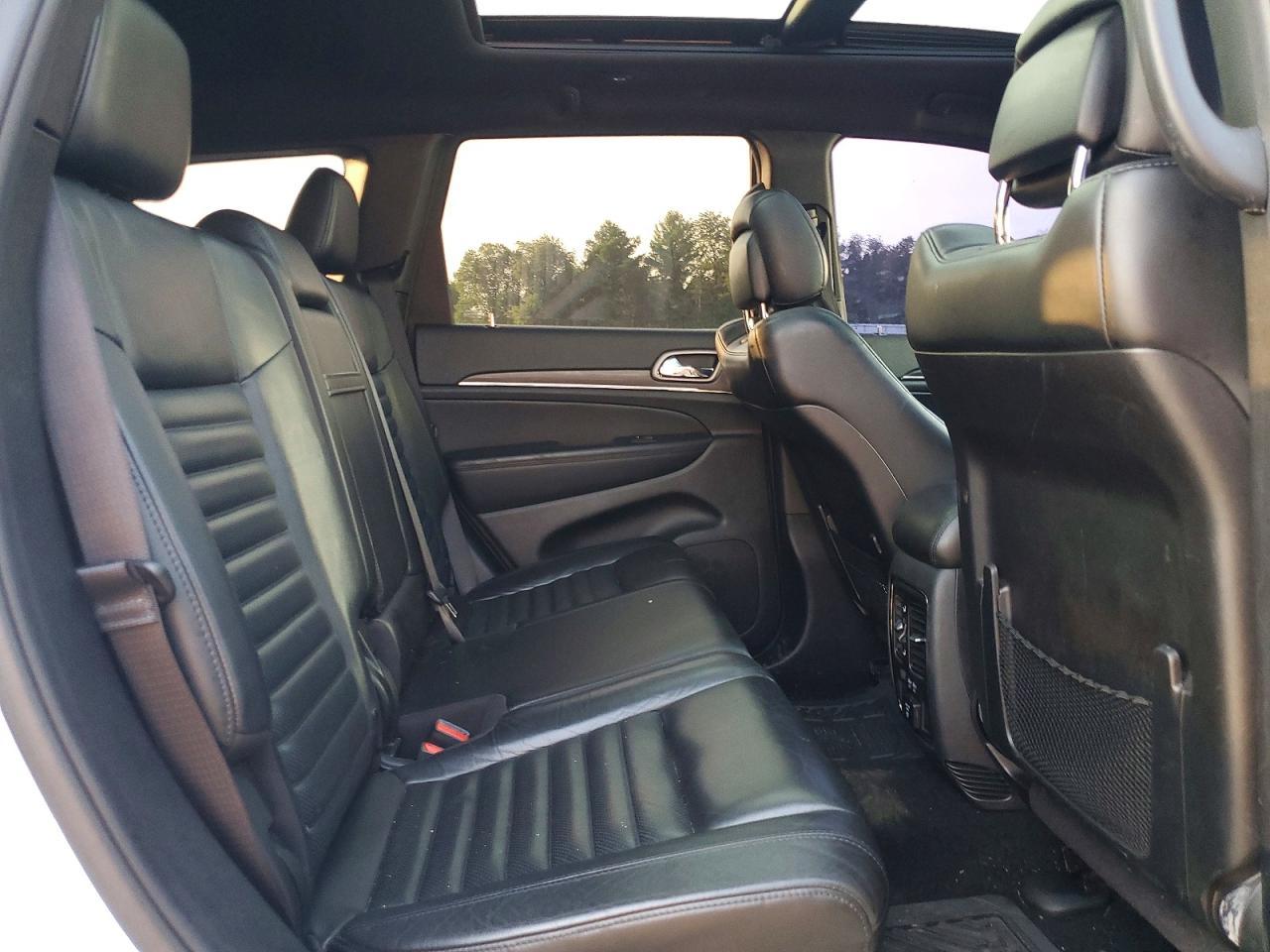 2020 Jeep Grand Cherokee Limited - zdjęcie 11