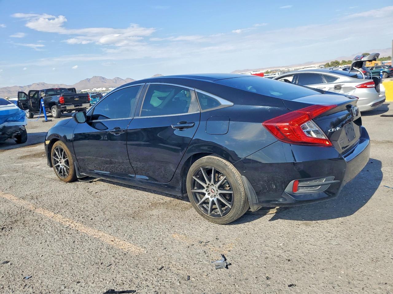 2016 Honda Civic Lx - zdjęcie 2