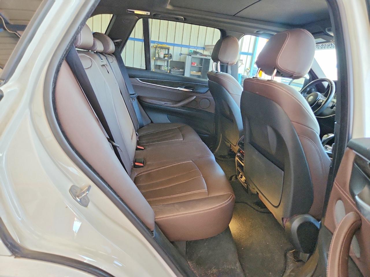 2015 BMW X5 xDrive35I - zdjęcie 10