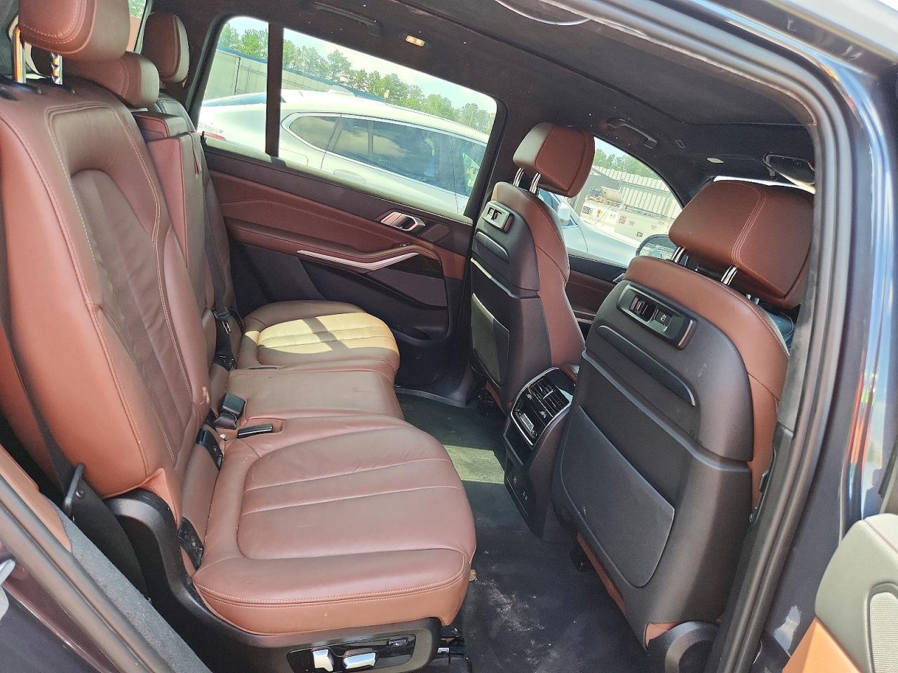 2019 BMW X7 xDrive50I - zdjęcie 11